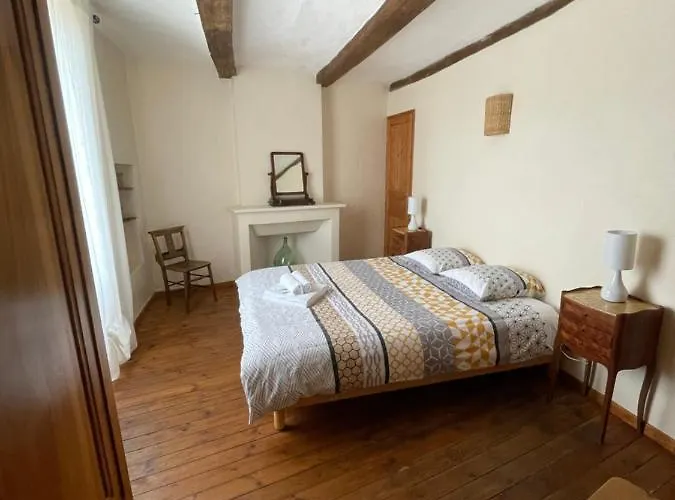 Roses * Saint-André-de-Roquepertuis